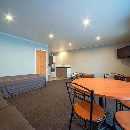 Coronation Park Holiday Park Ашбъртън Екстериор снимка