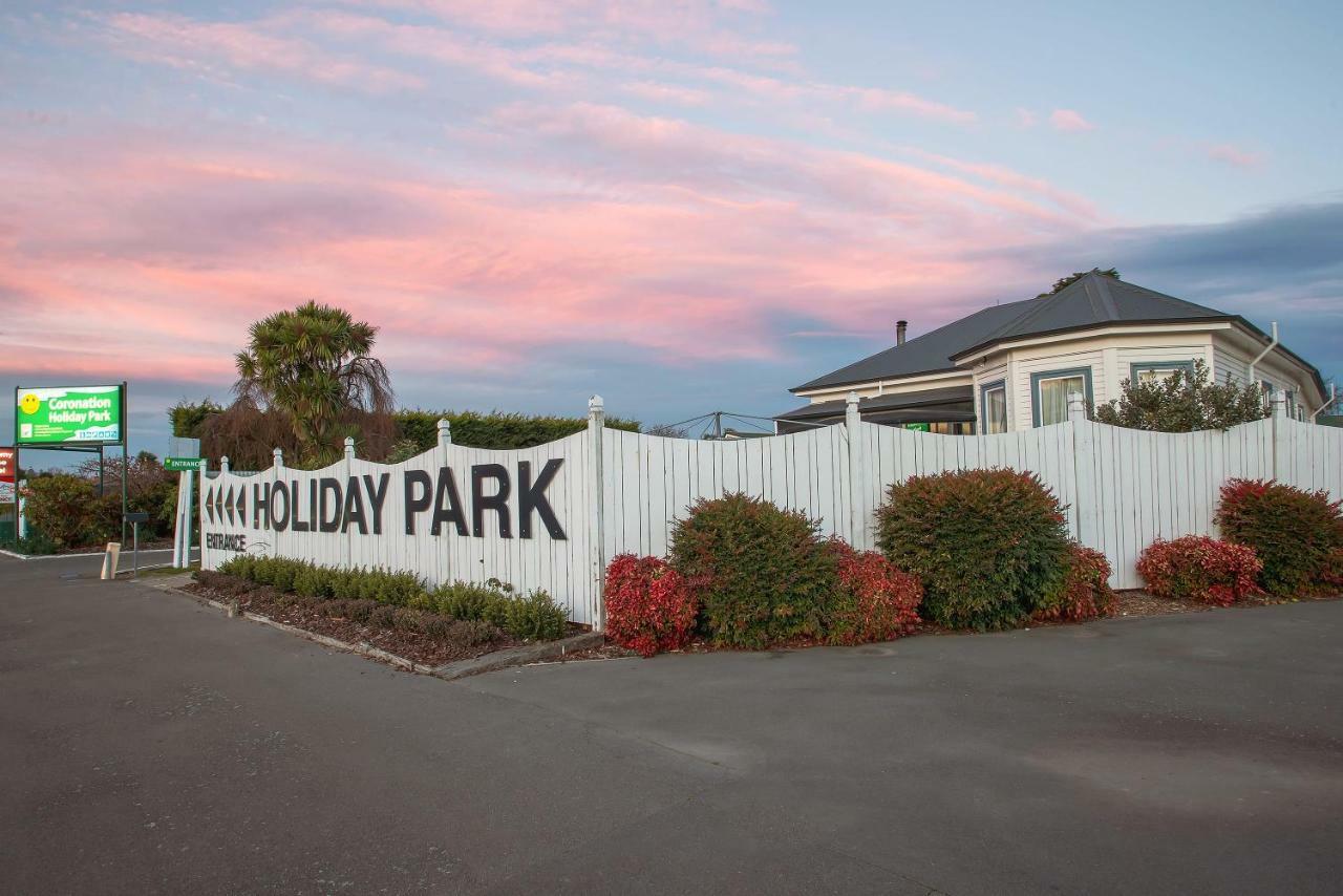 Coronation Park Holiday Park Ашбъртън Екстериор снимка