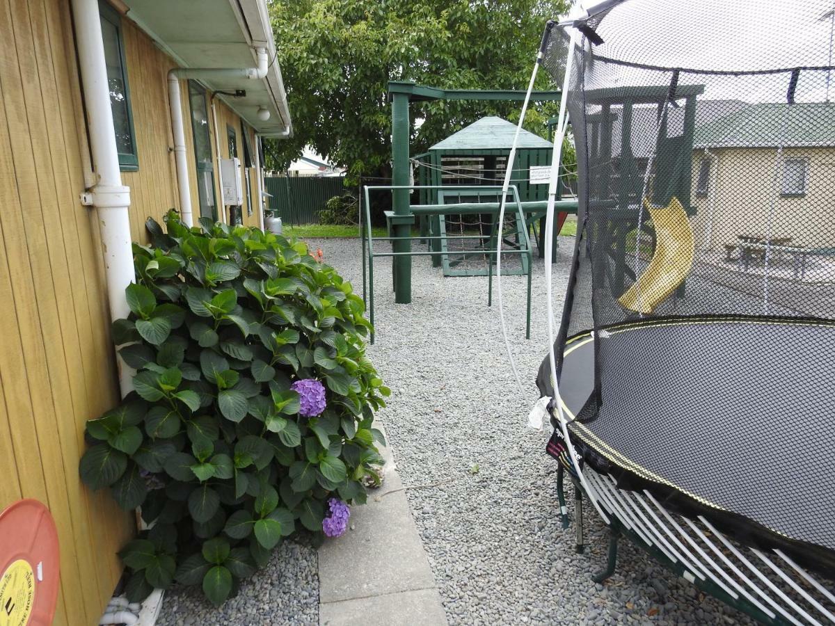 Coronation Park Holiday Park Ашбъртън Екстериор снимка