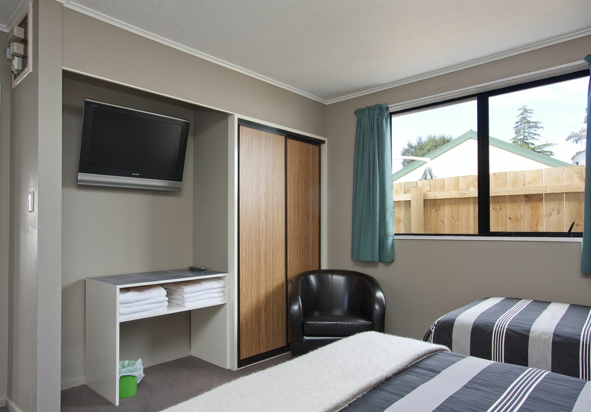 Coronation Park Holiday Park Ашбъртън Екстериор снимка